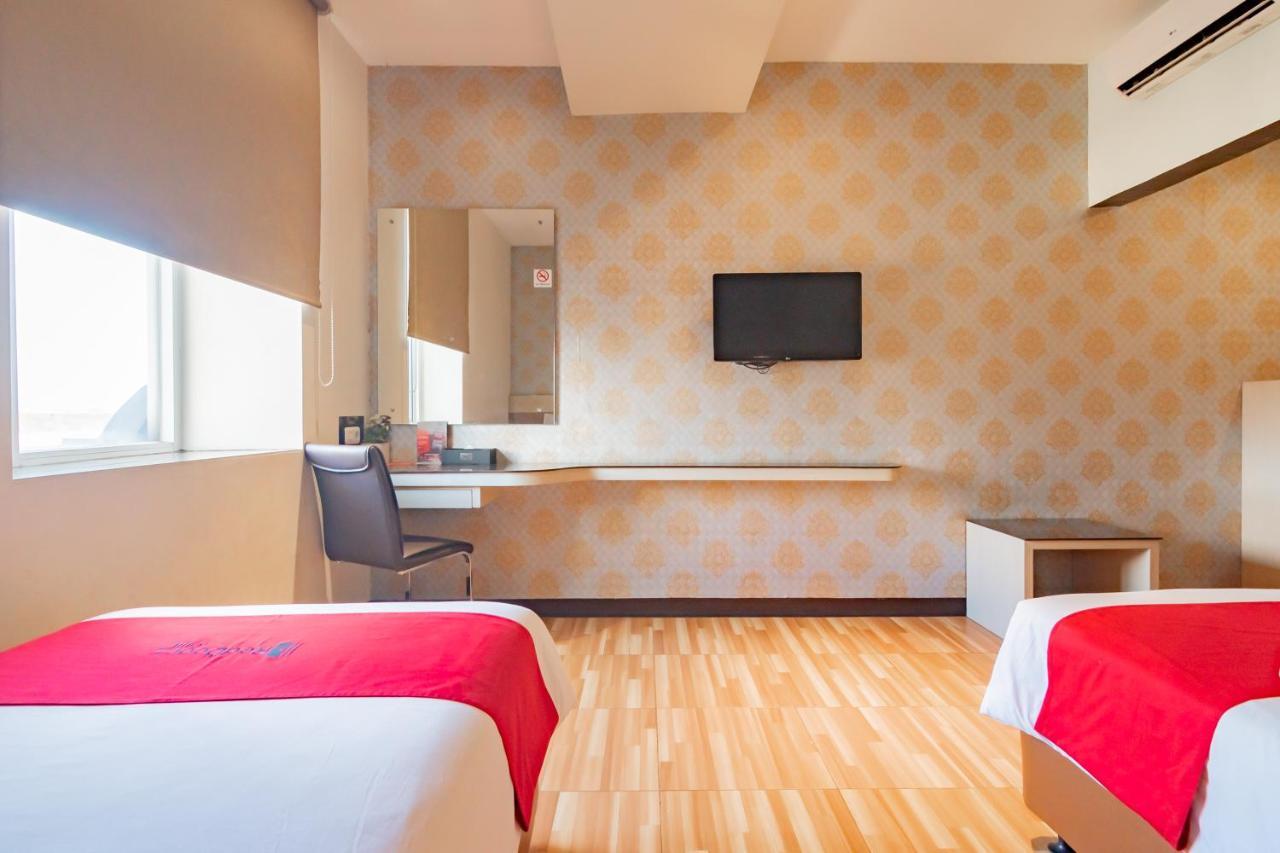 Reddoorz Premium Near Bandung Station Hotell Eksteriør bilde